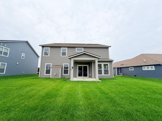 Building Photo - 4030 Omaha Dr