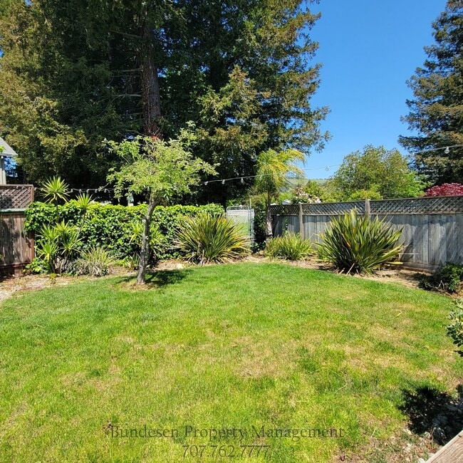 Building Photo - 1464 Georgia Ct