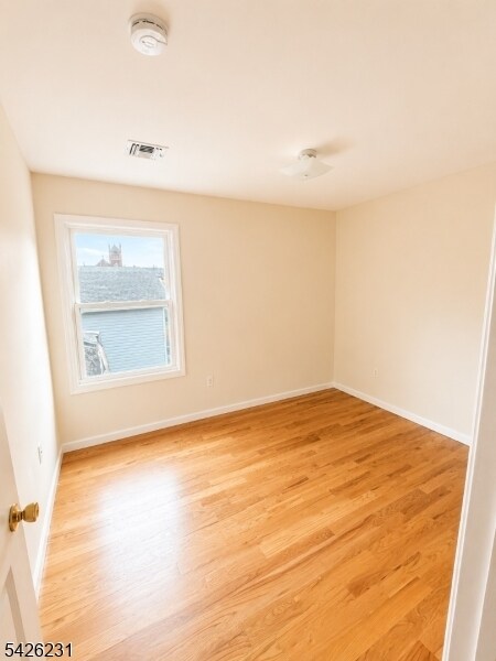 Building Photo - 1028 Bond St