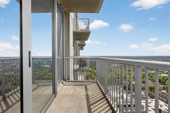 Building Photo - 855 Peachtree St NE