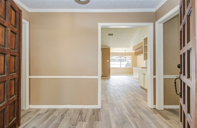 Building Photo - 4903 Charade Dr