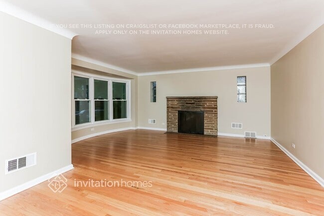 Building Photo - 9514 S Bell Ave