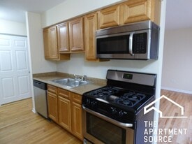 Building Photo - 1630 W Estes Ave