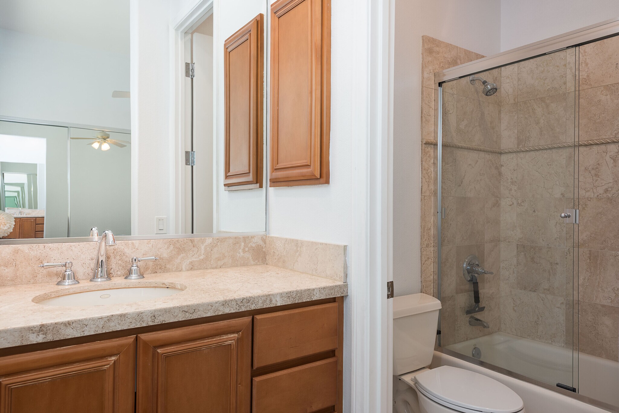 Building Photo - 45 Vista Encantada