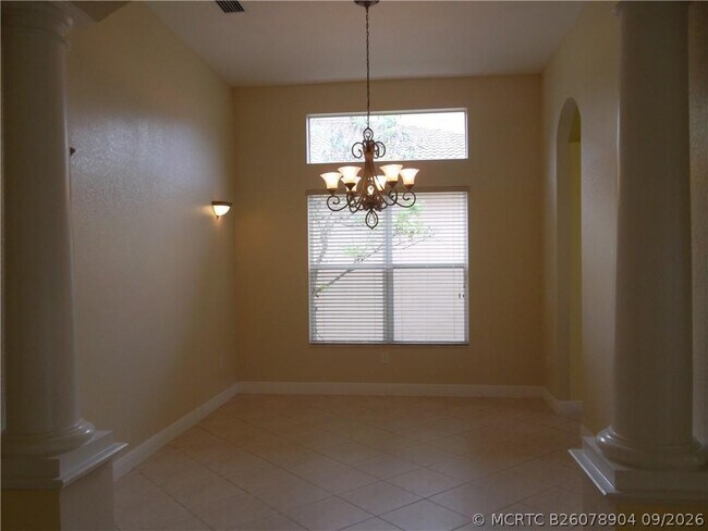 Building Photo - 5091 SW 173rd Ave