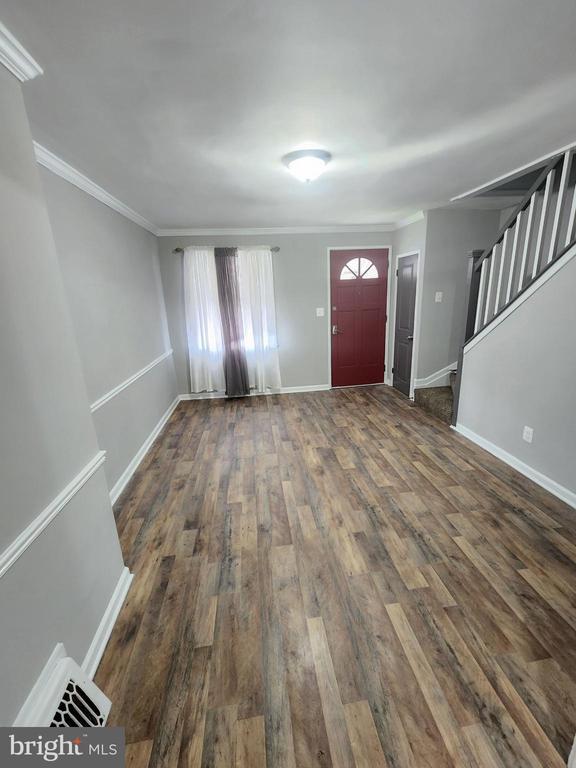 Primary Photo - 3738 10th St