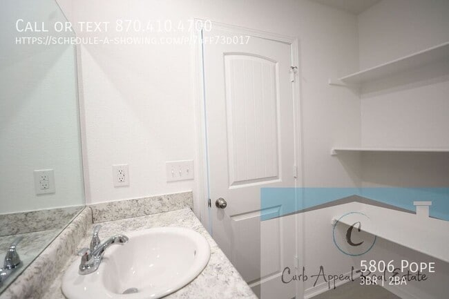 Building Photo - 5806 Pope-