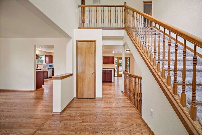 Building Photo - 8112 Old Exchange Dr