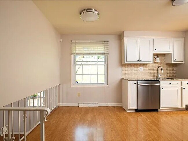 Building Photo - Charming 4-Bed Retreat with Finished Basem...