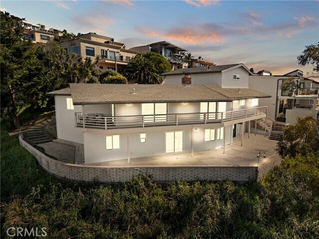 Building Photo - 696 Mystic View