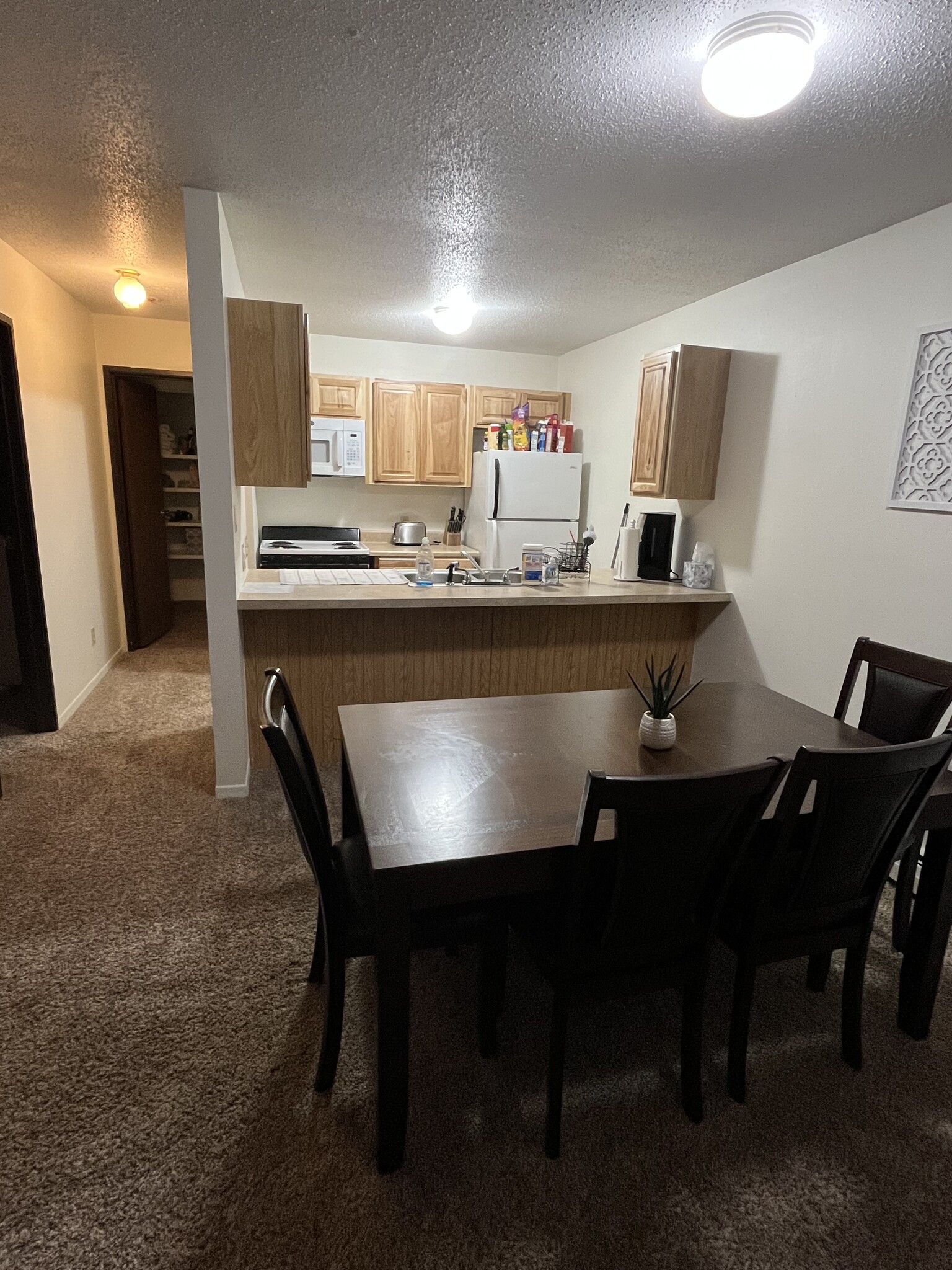 Unit 105 - SPRING HARBOR APARTMENTS