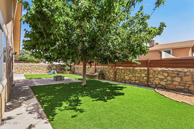 Building Photo - 14244 Smokey Point Dr