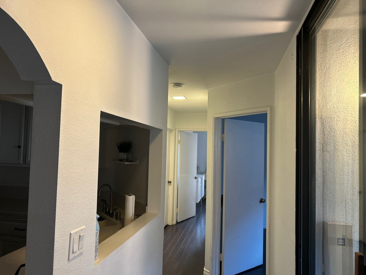 hall - 3913 N Virginia Rd