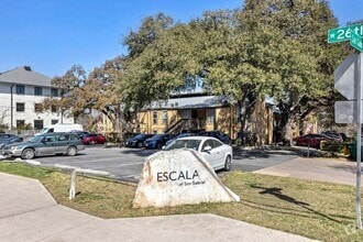 Building Photo - Studio Condo in the Heart of West Campus!