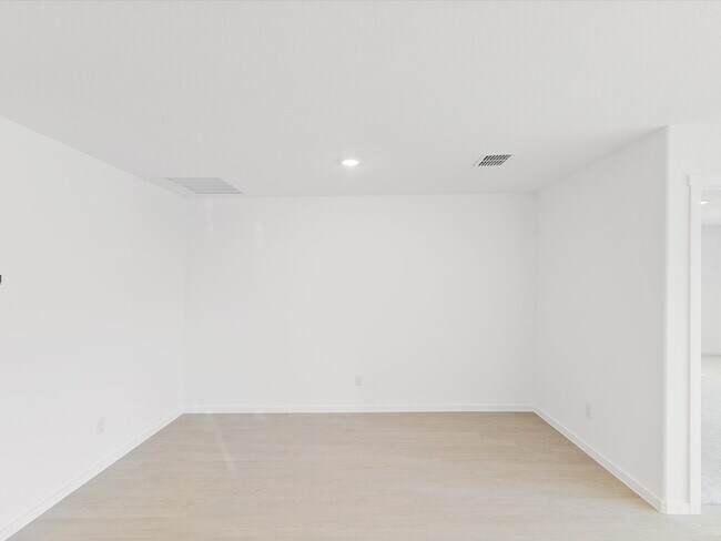 Building Photo - 1621 Baugh St