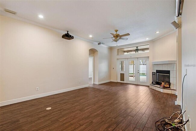 Building Photo - 4007 Harbor Lake Dr