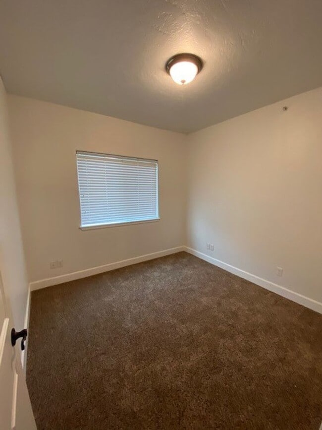 Building Photo - 6740 N Spurwing Loop