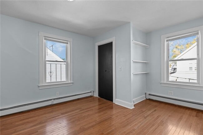 Building Photo - 60 Morris Ave