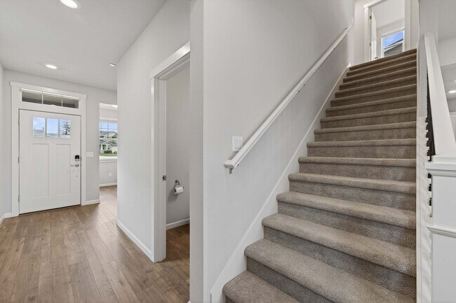 Building Photo - Beautiful 4-Bedroom Camas Home on Quiet Cul-de-Sac | Built in 2020 | Private Backyard