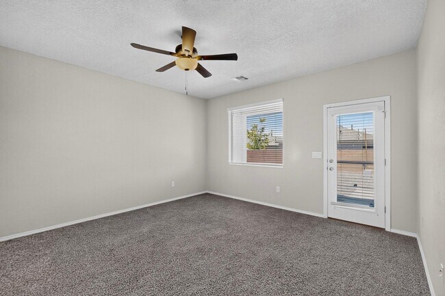Building Photo - 4847 Mount Salas St NE