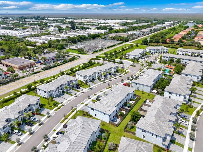 Building Photo - 11927 NW 46th St