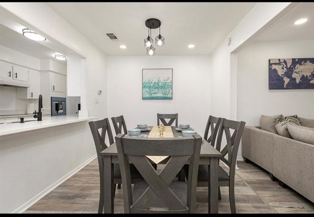 Building Photo - 2135 Fleur De Lis Ct