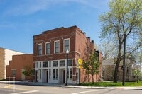 Building Photo - 225 E 5th Ave