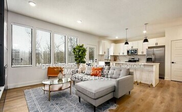 Building Photo - Ayden Place Townhomes -Rent Reduction and $750 off March rent- Call for more details!