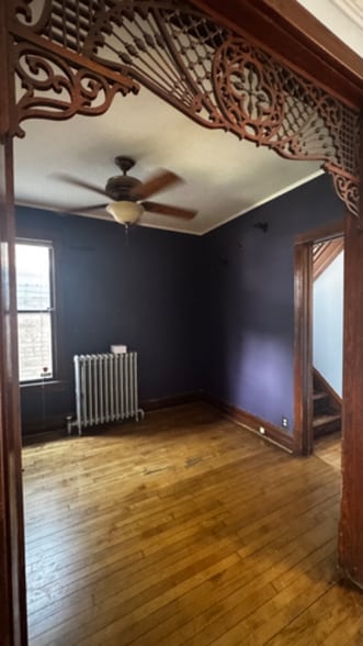 Building Photo - 4129 N Ridgeway Ave