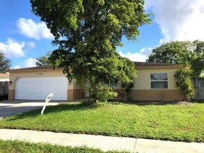 Building Photo - 11138 Ladino St
