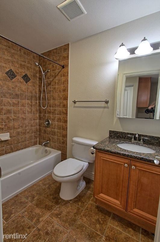 Building Photo - 2601 Cortez Dr