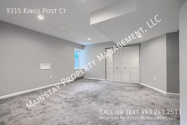 Building Photo - 9315 Kings Post Ct