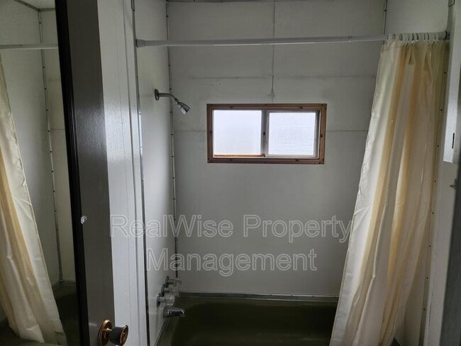 Building Photo - 2515 Nonpareil Rd