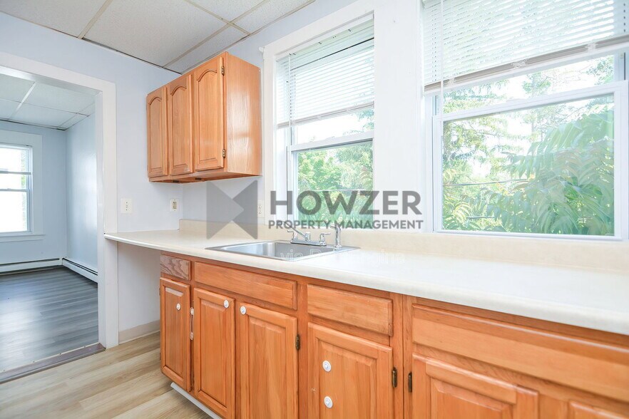 Building Photo - 9 Creedway