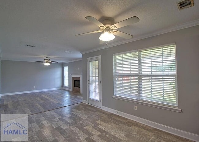 Building Photo - 703 Cordele Cir