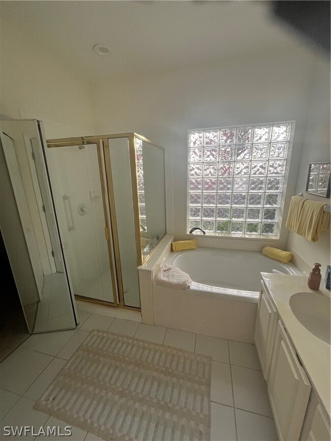 Building Photo - 8824 Ventura Way