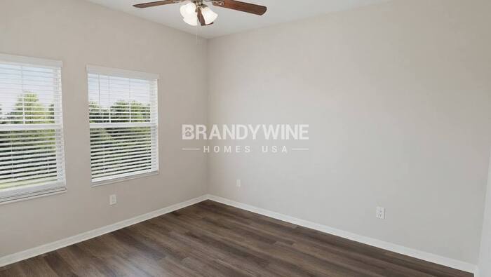Building Photo - 5564 Mercado Dr
