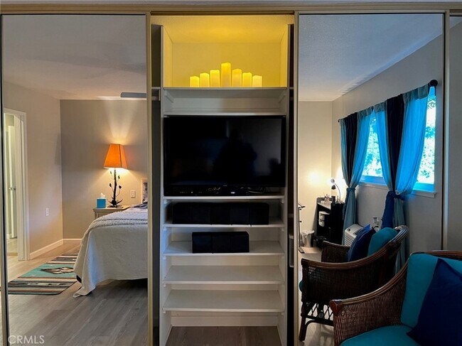 Building Photo - 2370 Via Mariposa W