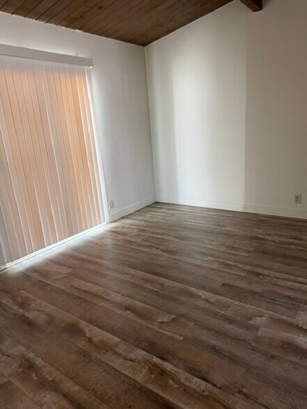 Building Photo - 305 E Puente St