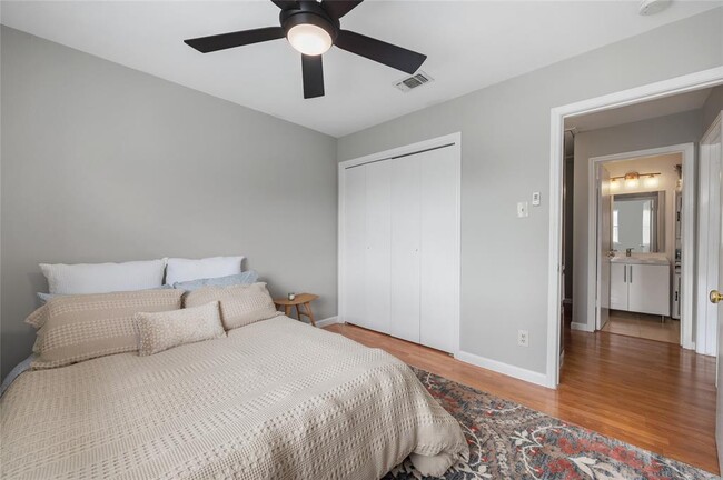 Building Photo - 5616 Emerald Forest Dr