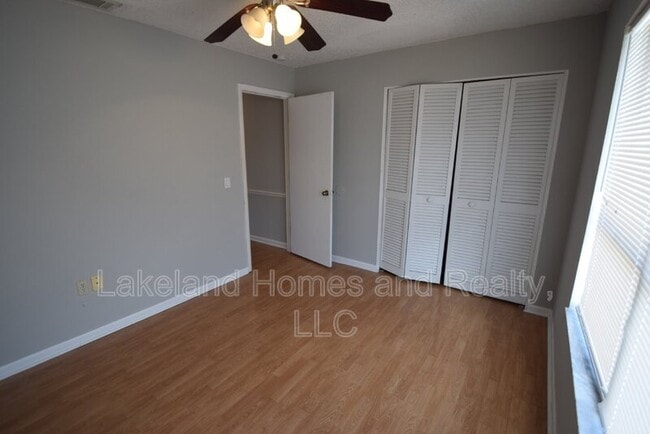 Building Photo - 450 Market Square E