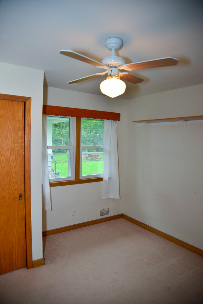 Main floor bedroom 2. - 1060 21st Ave SE