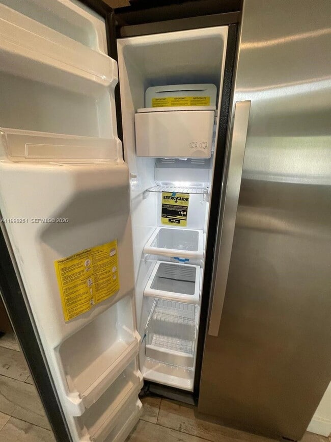 Building Photo - 4700 NW 84th Ave