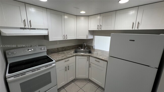 Building Photo - 4550 NW 9th St