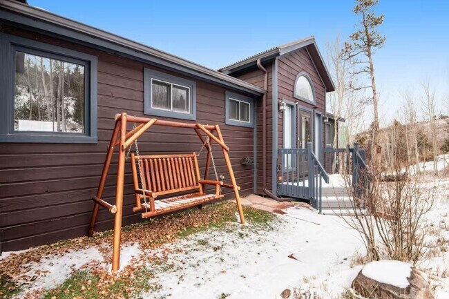 Building Photo - 281 Overlook Dr