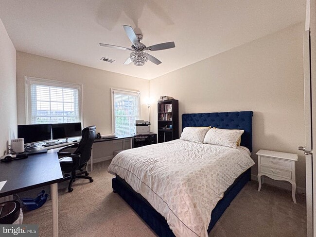 Building Photo - 41523 Cross Canter Dr