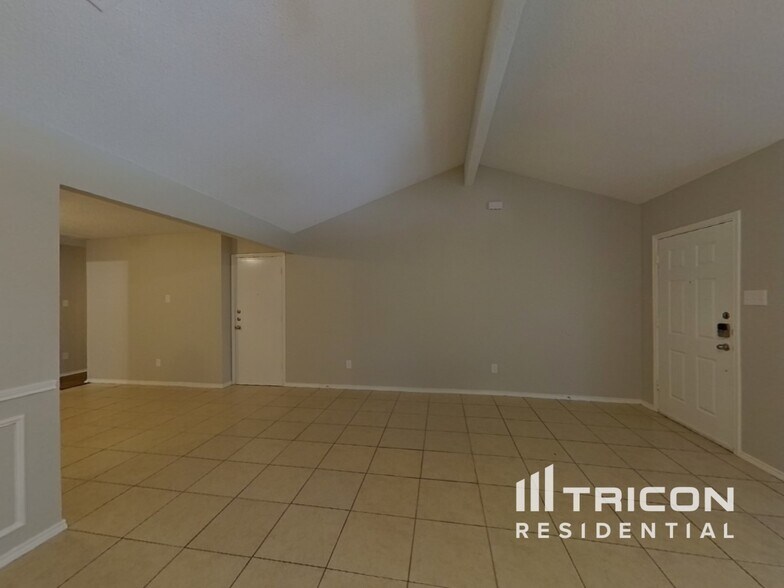 Building Photo - 6701 Spur Ridge Ct