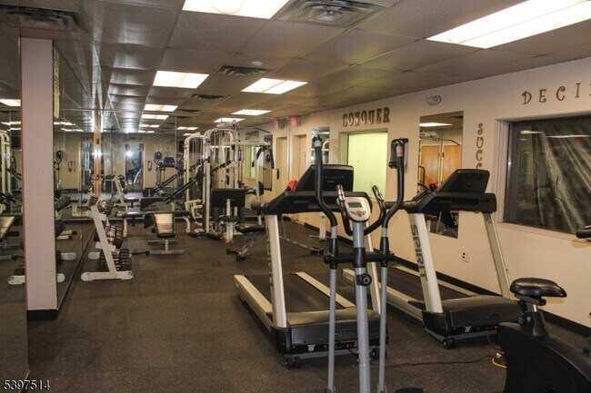 Building Photo - 2467 NJ-10