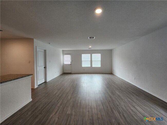 Building Photo - 434 Fairy Duster Dr