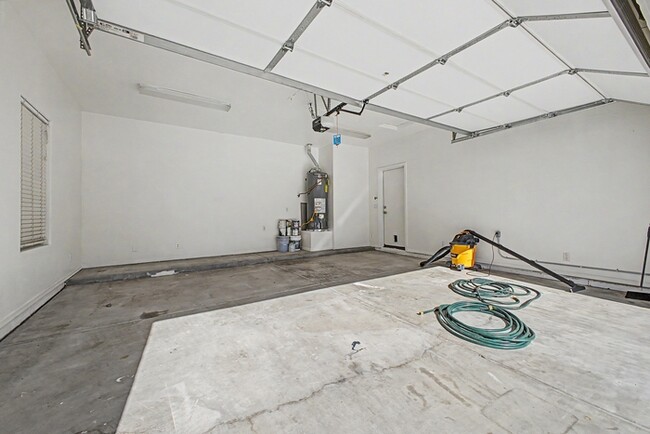 Building Photo - 3533 E Joseph Way